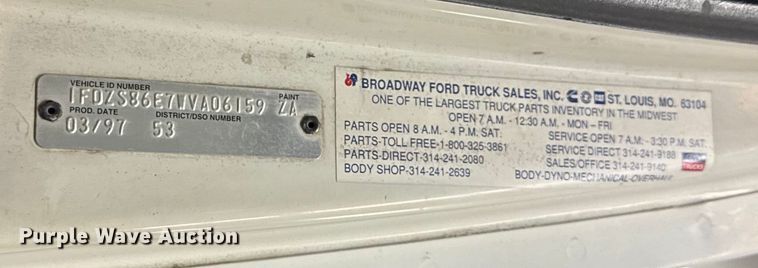 image for item ER0333 1998 Ford LT8513 dump truck