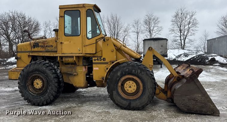 image for item ER0335 1969 Fiat-Allis 645 wheel loader