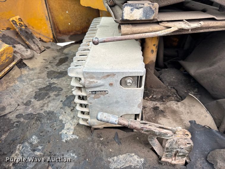 image for item ER0335 1969 Fiat-Allis 645 wheel loader