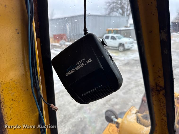 image for item ER0335 1969 Fiat-Allis 645 wheel loader