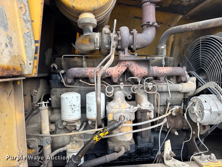 image for item ER0335 1969 Fiat-Allis 645 wheel loader