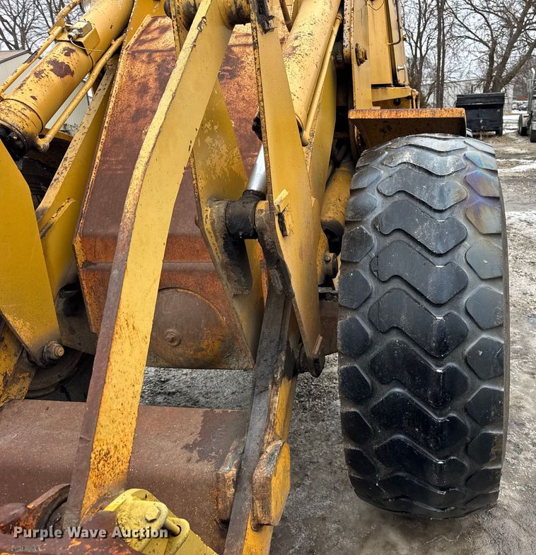 image for item ER0335 1969 Fiat-Allis 645 wheel loader