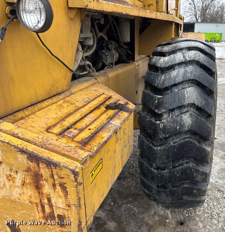 image for item ER0335 1969 Fiat-Allis 645 wheel loader