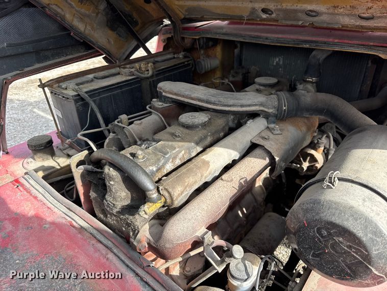 image for item ER0352 Caterpillar DPL40 forklift