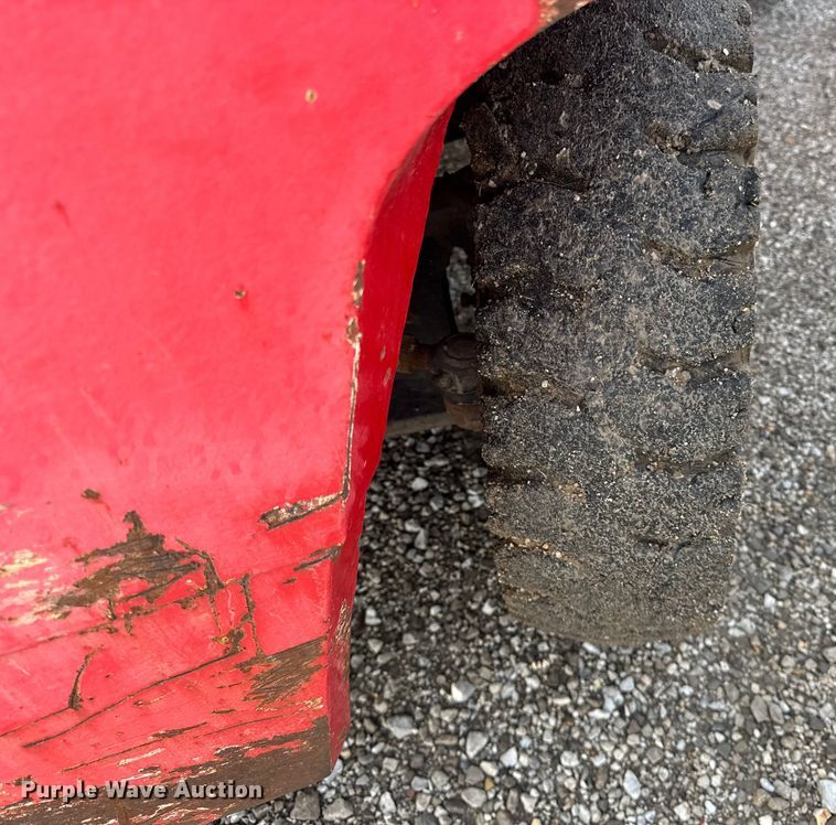 image for item ER0352 Caterpillar DPL40 forklift