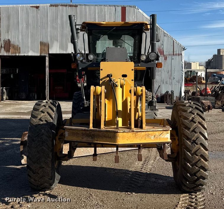 image for item ER0354 2015 John Deere 770G motor grader