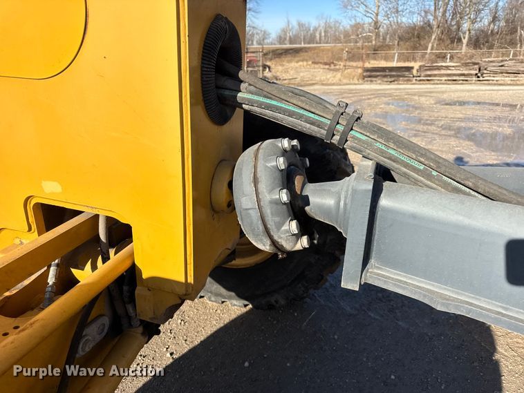 image for item ER0354 2015 John Deere 770G motor grader