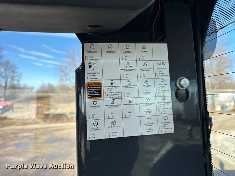 image for item ER0354 2015 John Deere 770G motor grader