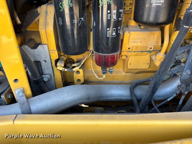 image for item ER0354 2015 John Deere 770G motor grader