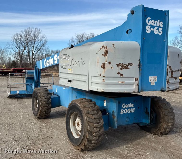 image for item ER0355 1998 Genie S65 boom lift