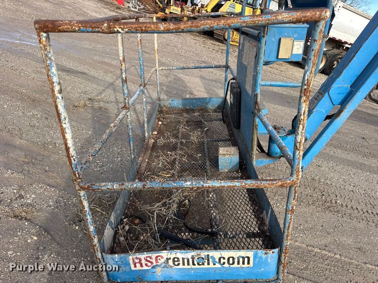image for item ER0355 1998 Genie S65 boom lift