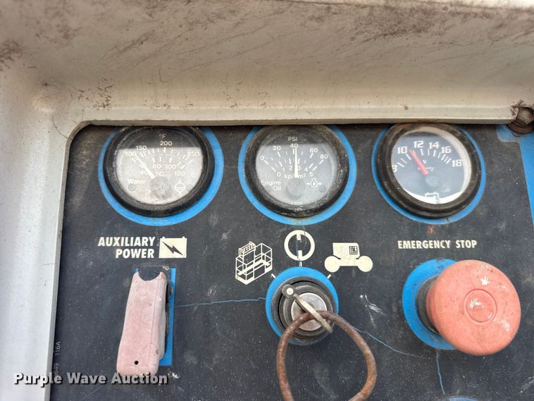 image for item ER0355 1998 Genie S65 boom lift