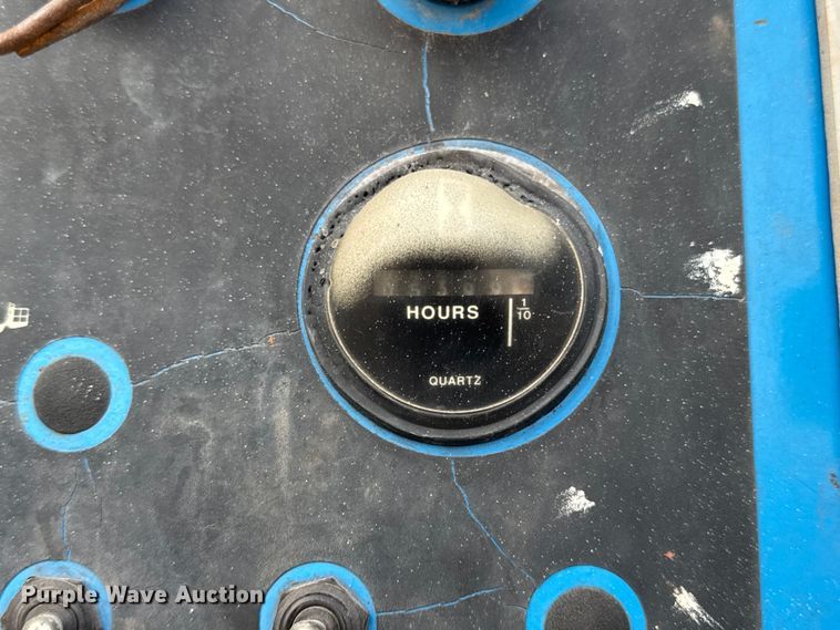 image for item ER0355 1998 Genie S65 boom lift