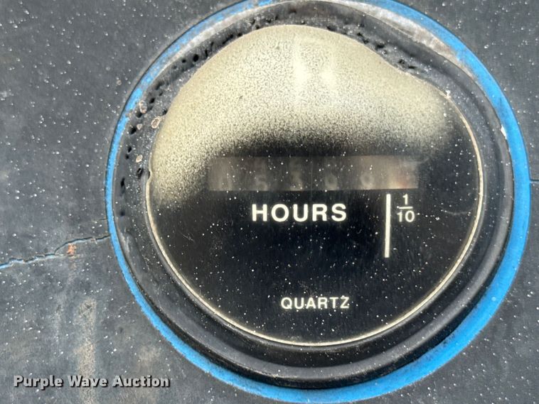 image for item ER0355 1998 Genie S65 boom lift