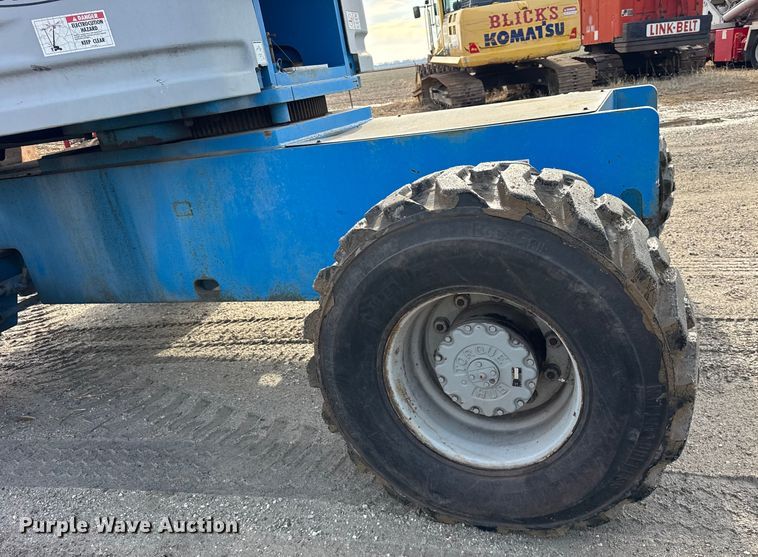 image for item ER0355 1998 Genie S65 boom lift