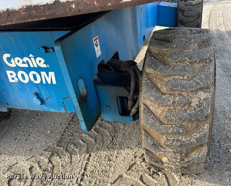 image for item ER0355 1998 Genie S65 boom lift