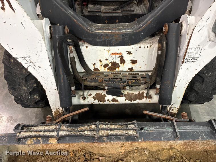 image for item ER0359 2016 Bobcat S550 skid steer loader