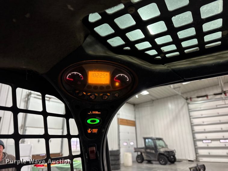 image for item ER0359 2016 Bobcat S550 skid steer loader