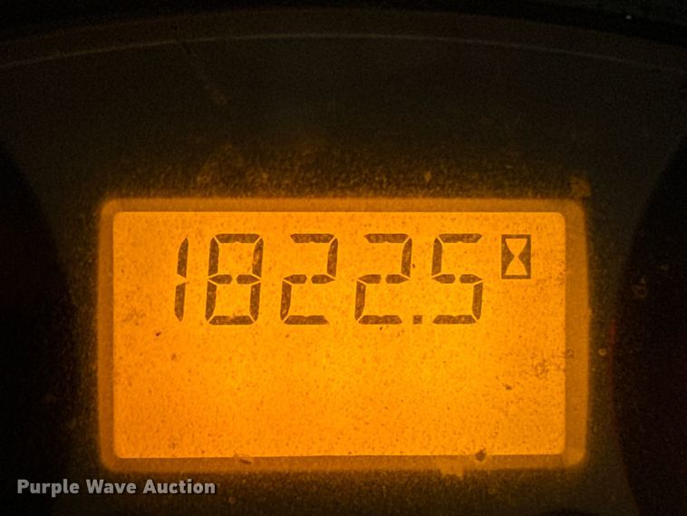 image for item ER0359 2016 Bobcat S550 skid steer loader