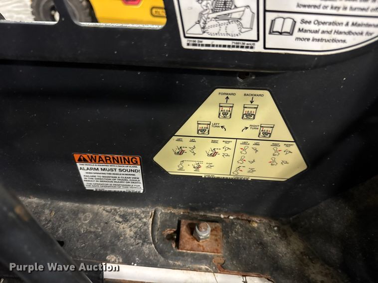 image for item ER0359 2016 Bobcat S550 skid steer loader