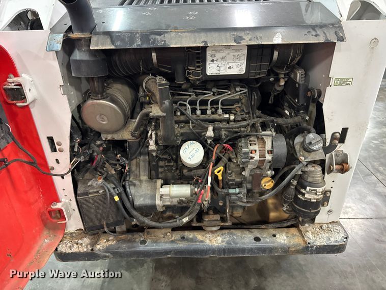 image for item ER0359 2016 Bobcat S550 skid steer loader