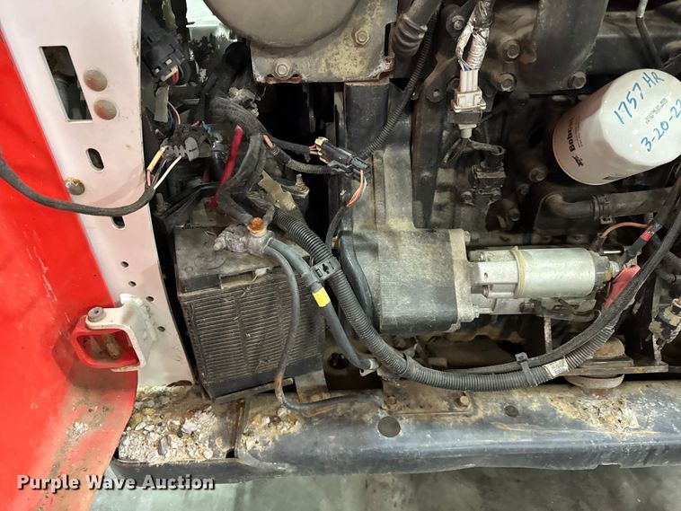 image for item ER0359 2016 Bobcat S550 skid steer loader