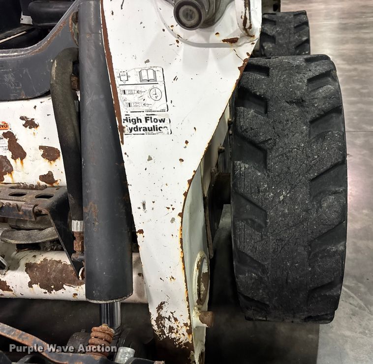 image for item ER0359 2016 Bobcat S550 skid steer loader