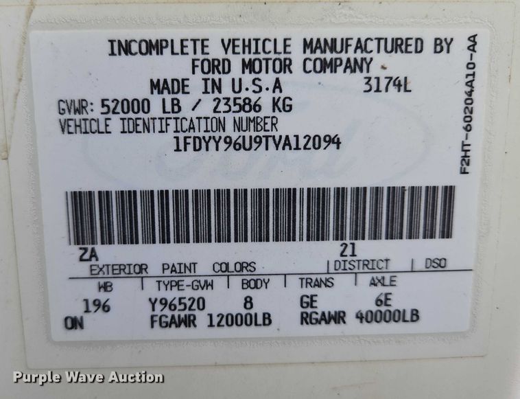 image for item ES2637 1996 Ford AT9513 semi truck