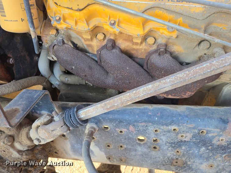 image for item ES2638 1978 Ford LT8000 tank truck