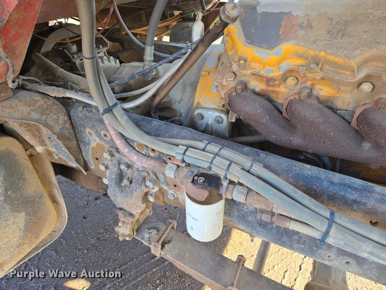 image for item ES2638 1978 Ford LT8000 tank truck