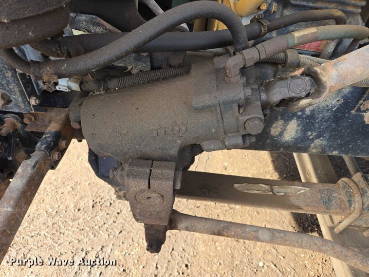 image for item ES2639 2000 Sterling A9522 semi truck