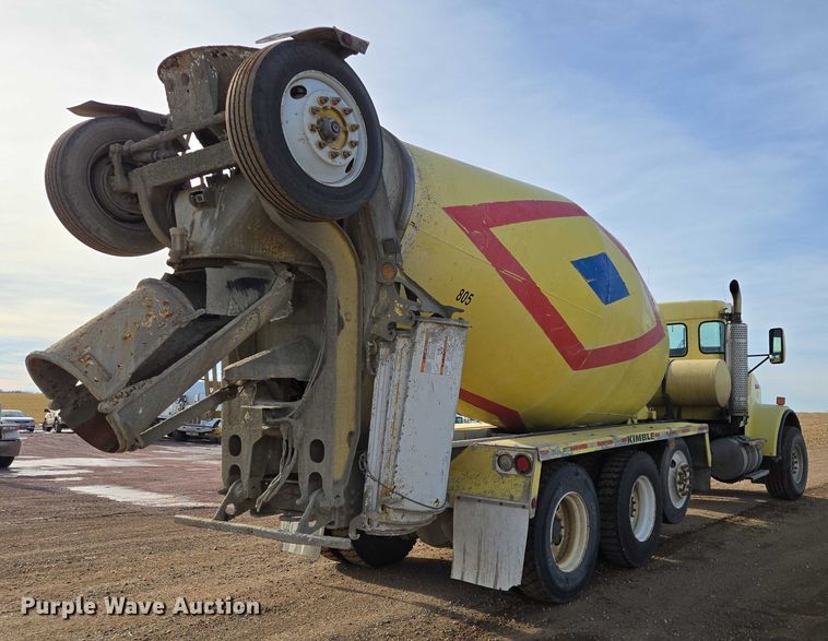 image for item ES2656 2006 Kenworth W900 ready mix truck