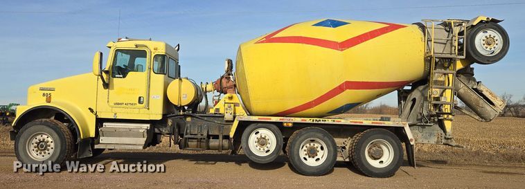image for item ES2656 2006 Kenworth W900 ready mix truck