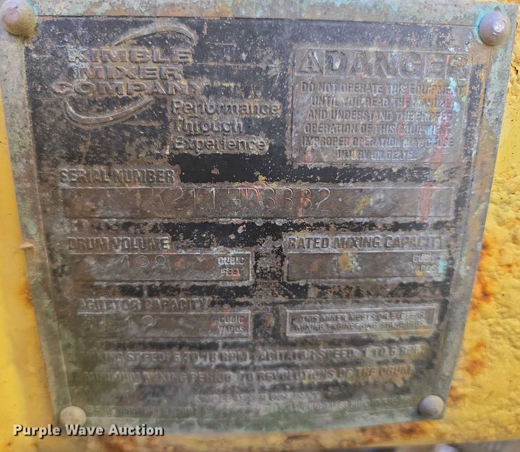 image for item ES2656 2006 Kenworth W900 ready mix truck