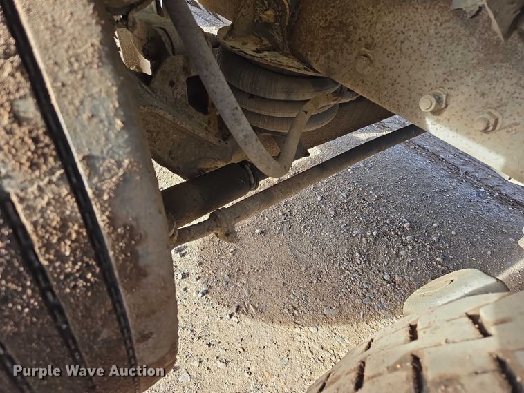 image for item ES2656 2006 Kenworth W900 ready mix truck