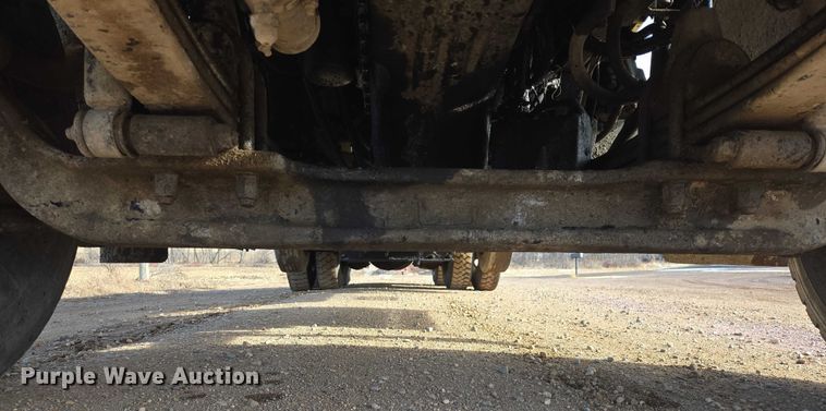 image for item ES2656 2006 Kenworth W900 ready mix truck