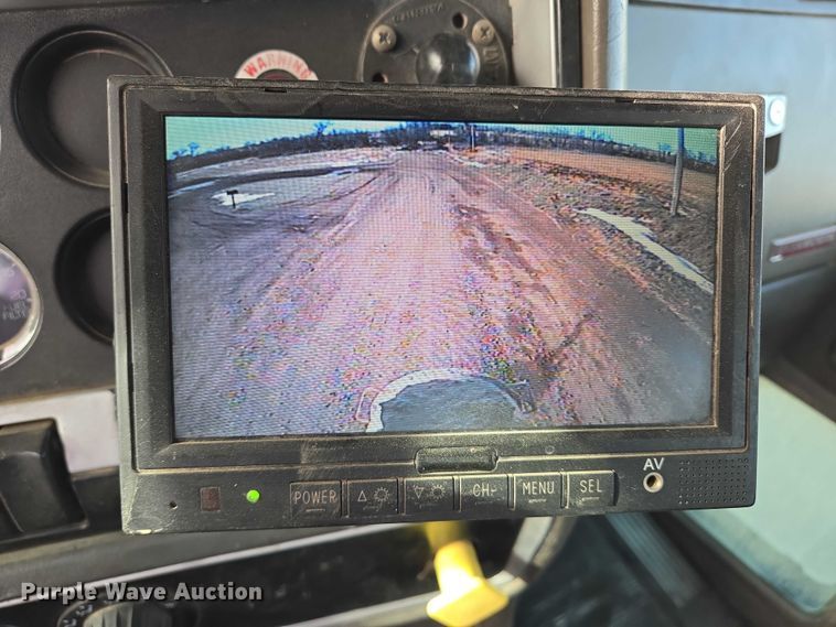 image for item ES2656 2006 Kenworth W900 ready mix truck