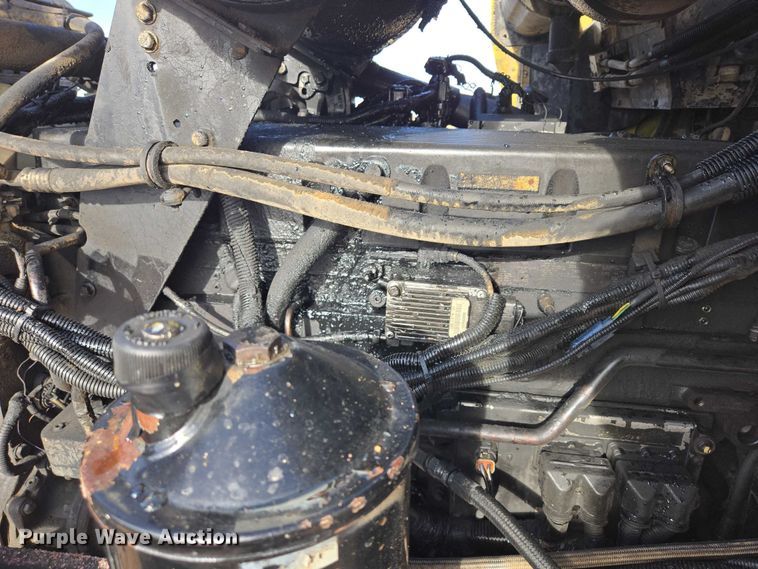 image for item ES2656 2006 Kenworth W900 ready mix truck