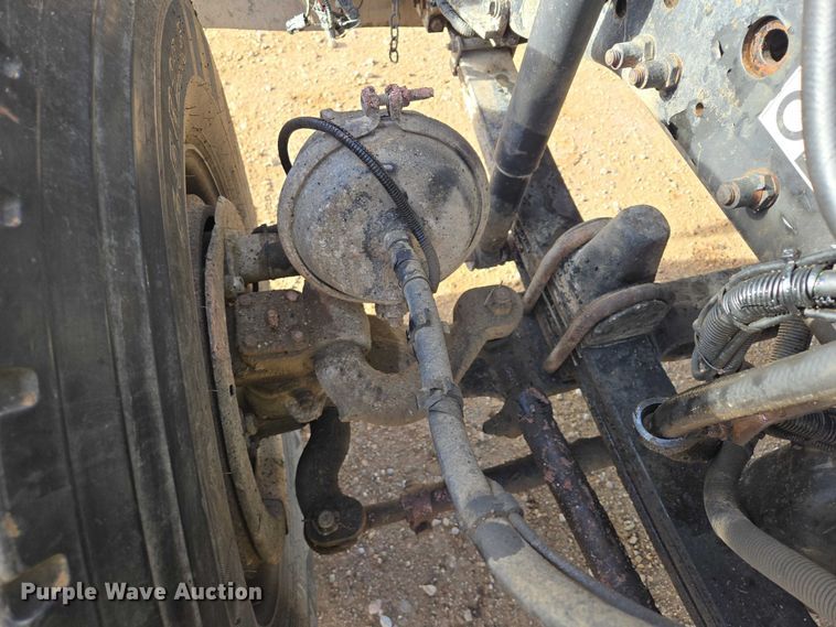 image for item ES2656 2006 Kenworth W900 ready mix truck