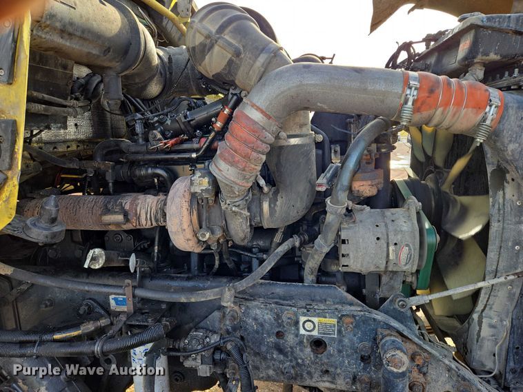 image for item ES2656 2006 Kenworth W900 ready mix truck