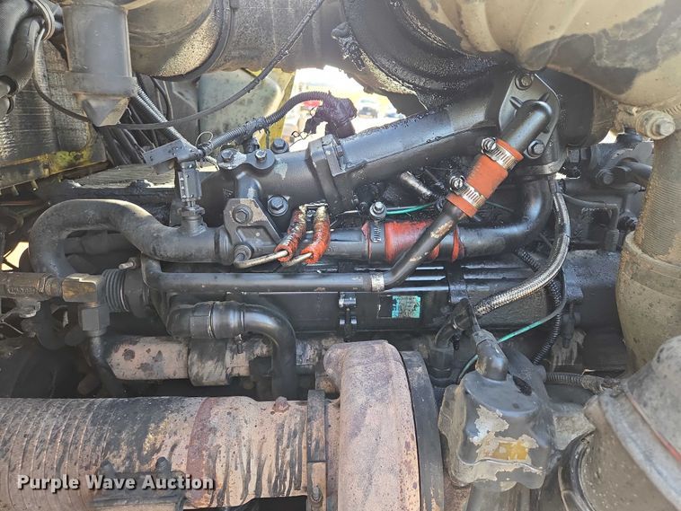 image for item ES2656 2006 Kenworth W900 ready mix truck