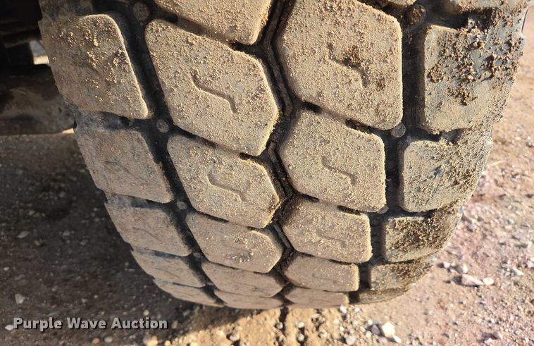 image for item ES2656 2006 Kenworth W900 ready mix truck