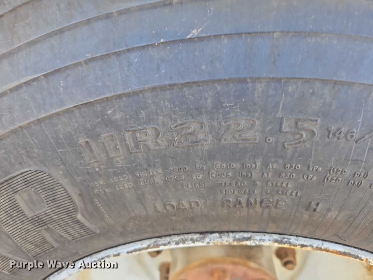 image for item ES2656 2006 Kenworth W900 ready mix truck