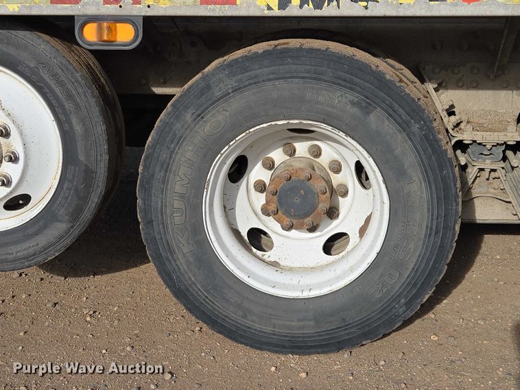 image for item ES2656 2006 Kenworth W900 ready mix truck