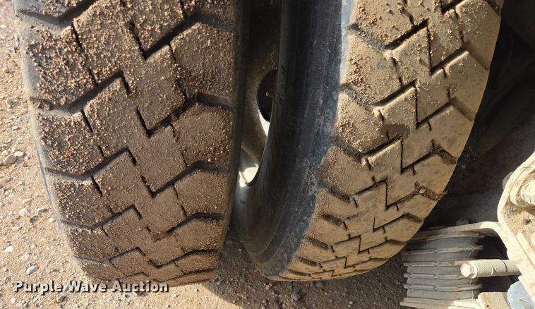 image for item ES2656 2006 Kenworth W900 ready mix truck