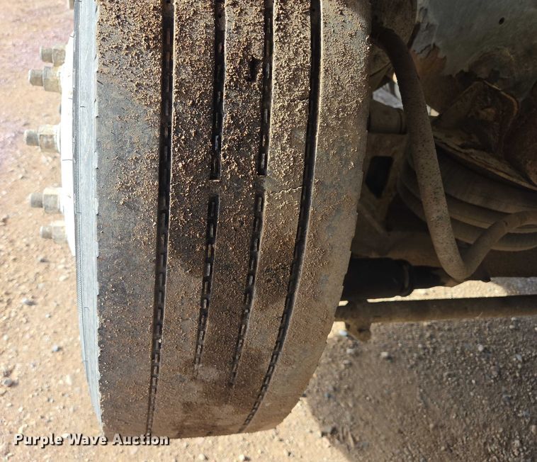 image for item ES2656 2006 Kenworth W900 ready mix truck