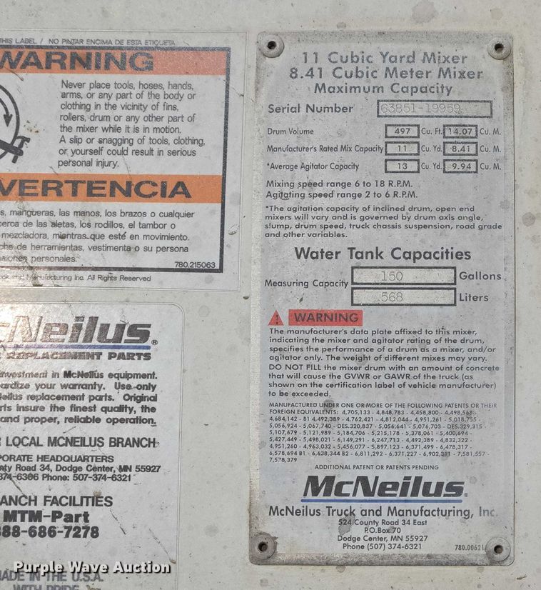 image for item ES2657 2003 Kenworth W900 ready mix truck