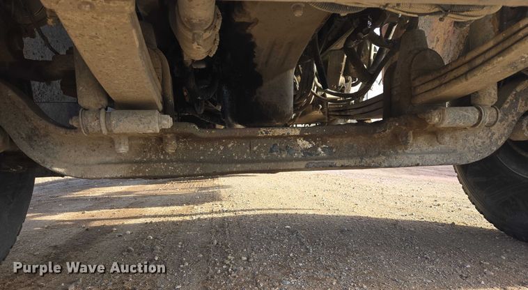 image for item ES2657 2003 Kenworth W900 ready mix truck