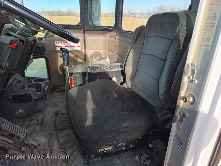 image for item ES2657 2003 Kenworth W900 ready mix truck