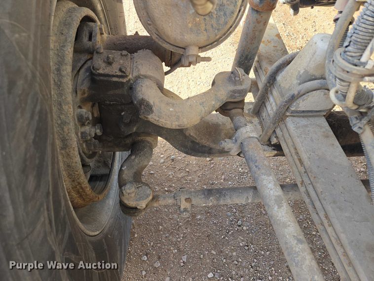 image for item ES2657 2003 Kenworth W900 ready mix truck